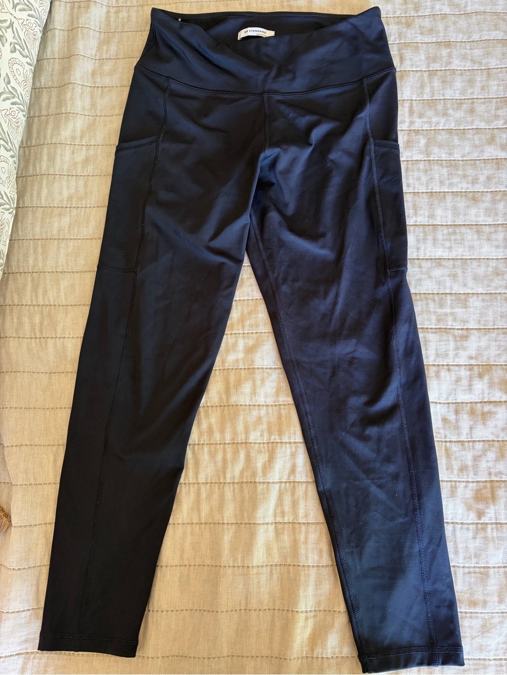 Banana Republic Navy High-Rise Active Leggings with Side Pockets